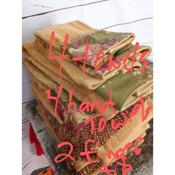 Raymond Waites Studio Vintage‎ Towel Set With Floral & Tassel Trim - Picture 8 of 8